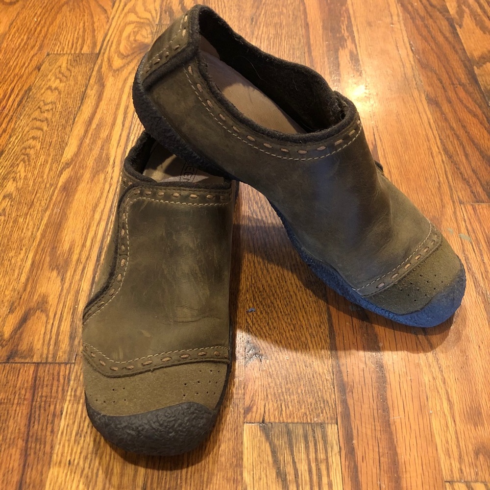 Keen slip on mocs